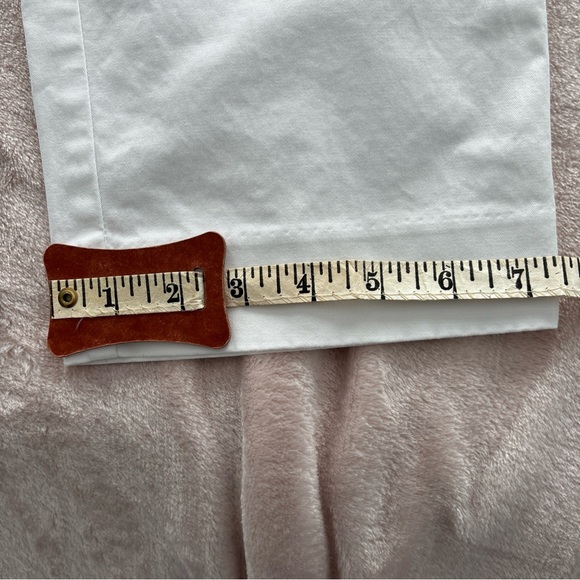 Ann Taylor women’s white capris pants size 6 - Picture 4 of 8